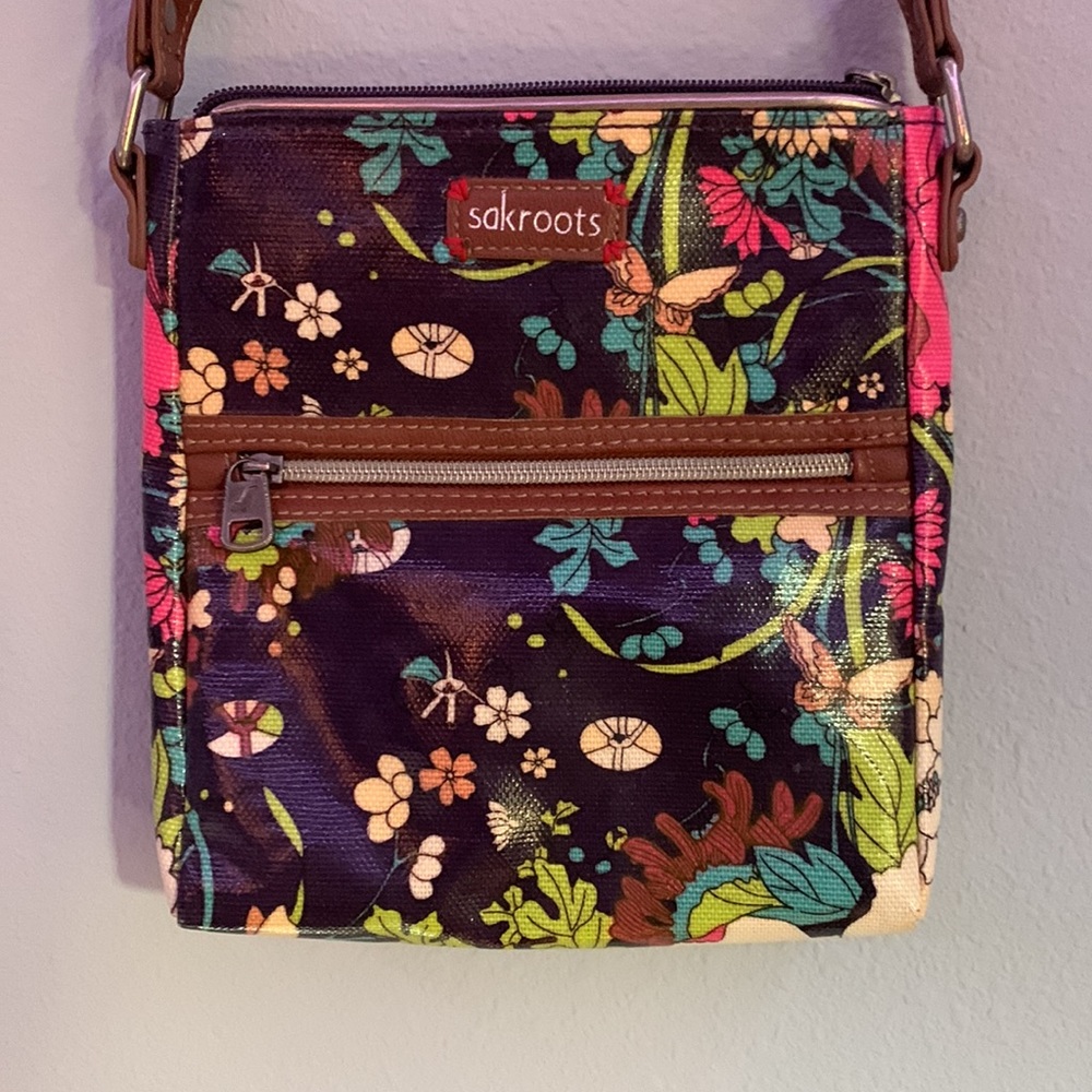 Sakroots Floral Crossbody Bag; multicolor; used once